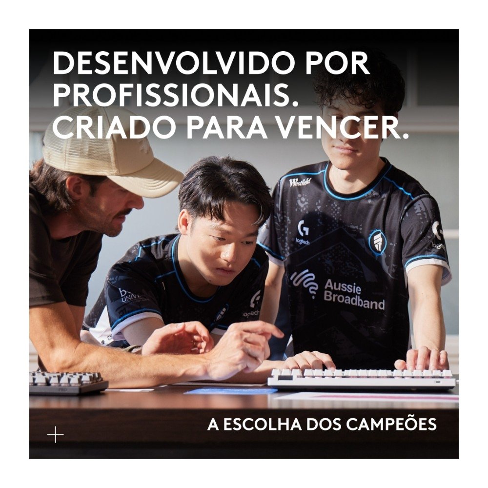 Mouse Gamer Sem Fio Logitech G PRO X SUPERLIGHT 2c, 5 botões, sensor 44K DPI, Atualização de até 8 kHz, PC e Mac, Branco - 910-007537 Mouse Gamer Sem Fio Logitech G PRO X SUPERLIGHT 2c, 5 botões, sensor 44K DPI, Atualização de até 8 kHz, PC e Mac, Branco - 910-007537