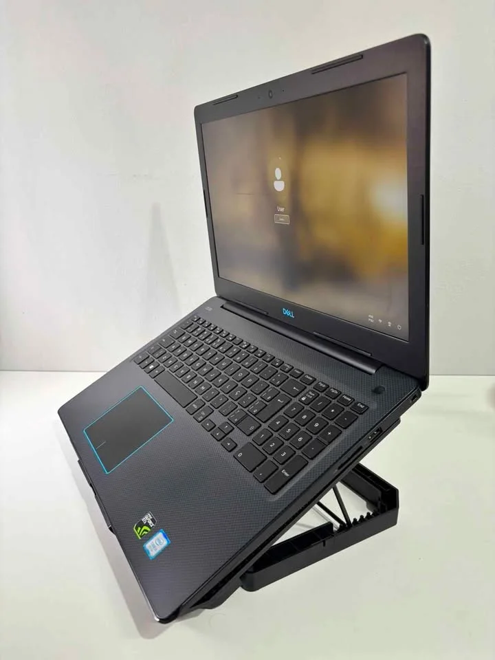 Usado - Notebook Gamer Dell G3 3579 | i5 8ª Geração | 16gb | SSD 1TB | Gtx 1050 4gb | Tela 15.6 - view 3