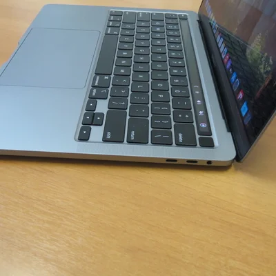MacBook Pro 13 i5 16GB 512GB SSD Cinza
