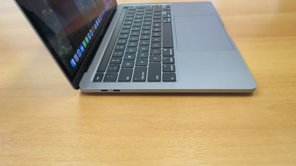 MacBook Pro 2016 13インチ USキー16GB SSD512GB MacBook Pro 13 i5 16GB 512GB SSD Cinza